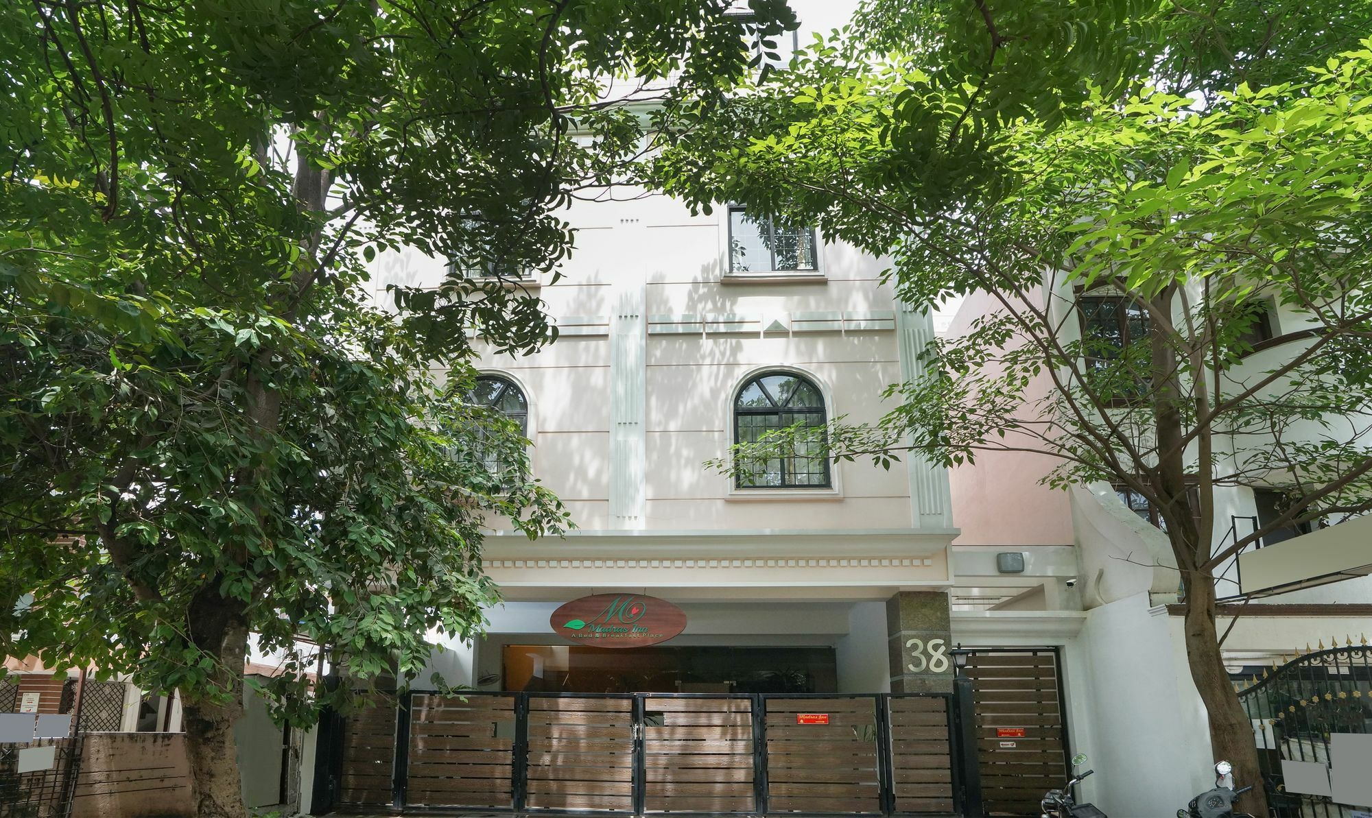 Treebo Trend Madras Inn Exterior foto